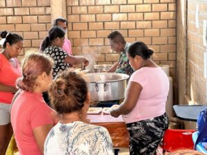Cocina comunitaria en el Cayaco Acapulco