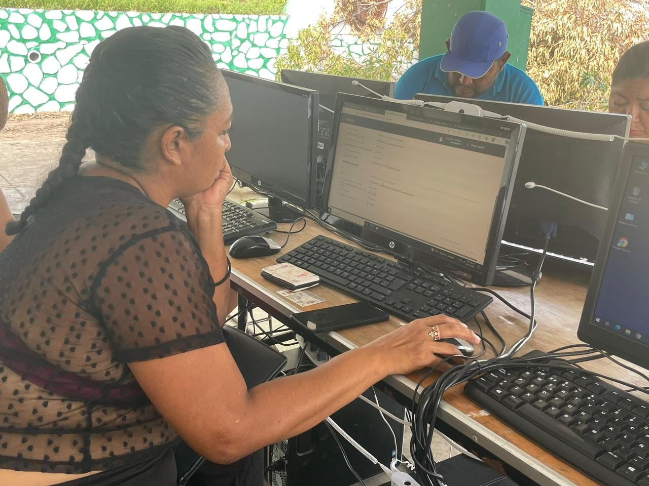 SEJUVE #Guerrero y Telmex, realizaron la instalación de un centro de cómputo